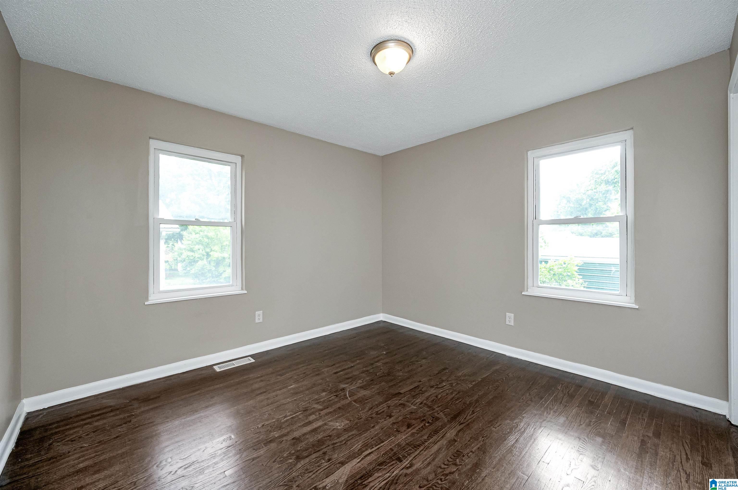 857 Goldwire Street Southwest Birmingham, AL 35211 - Photo 15 of 41