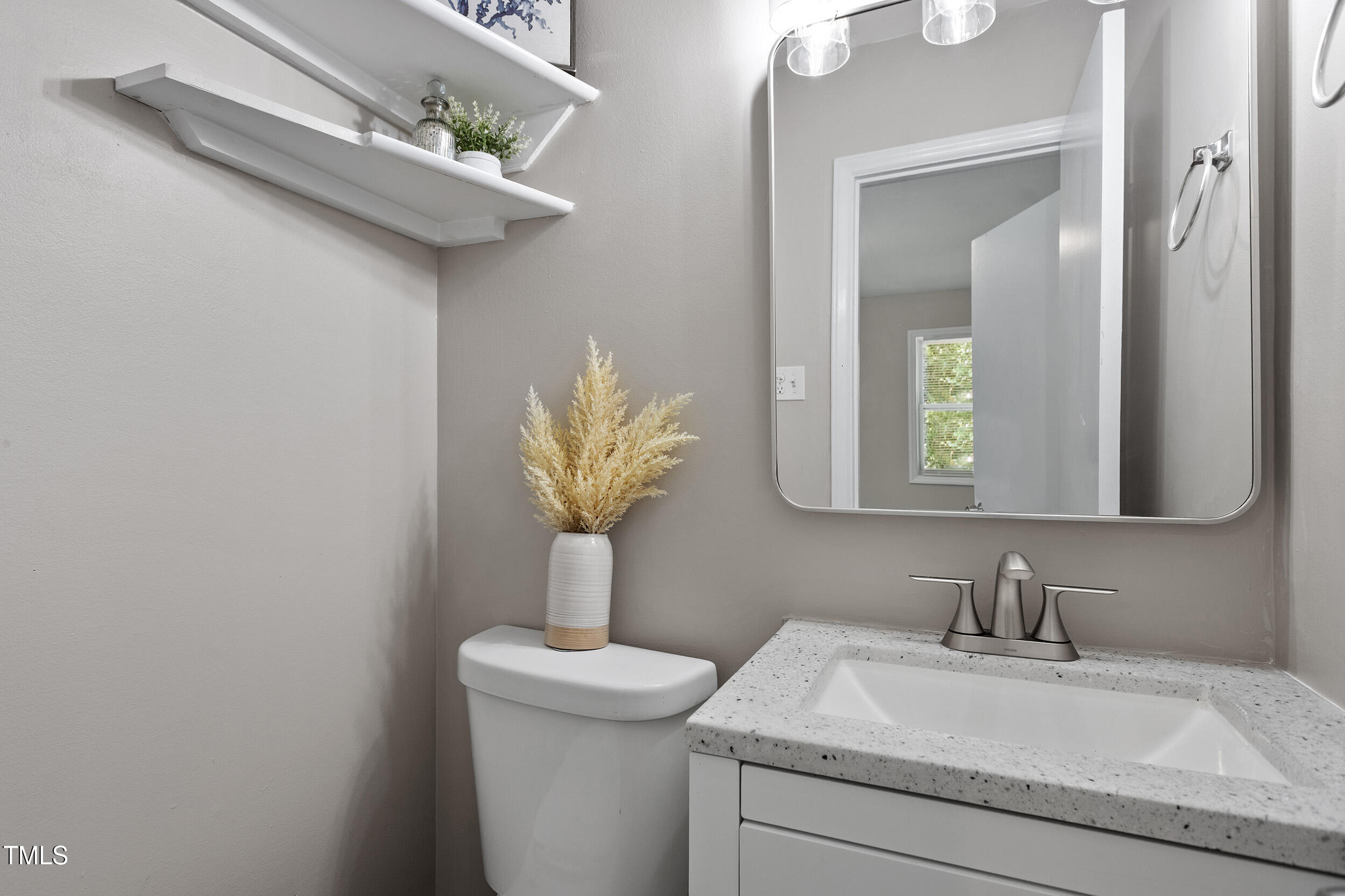 2804-2806 Donovan Place Raleigh, NC 27610 - Photo 38 of 40 2806_27