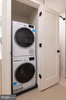 $2,100 | 1211 Van Street Southeast, Unit 1112, Washington, DC 20003