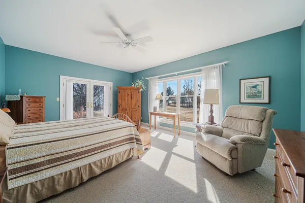 $1,249,900 | 5001 South 10th Street, Manitowoc, WI 54220