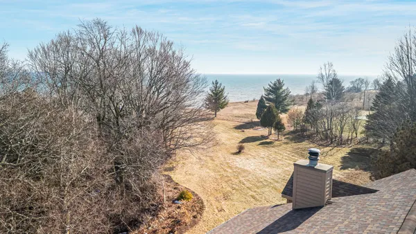 $1,249,900 | 5001 South 10th Street, Manitowoc, WI 54220