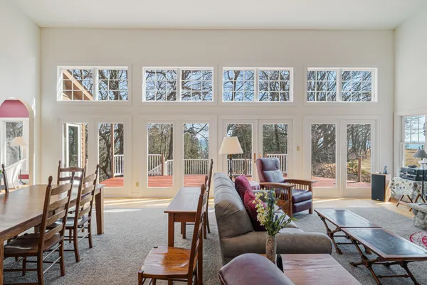 $1,249,900 | 5001 South 10th Street, Manitowoc, WI 54220