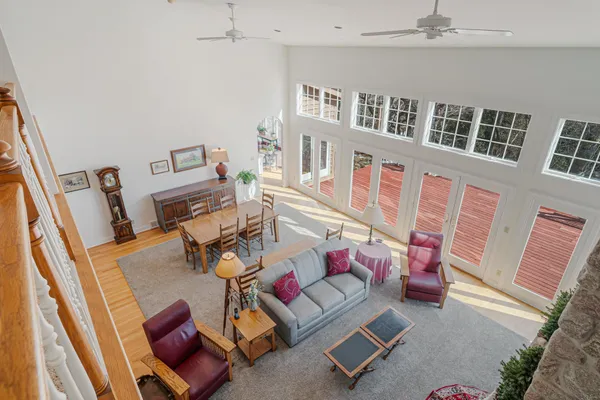$1,249,900 | 5001 South 10th Street, Manitowoc, WI 54220