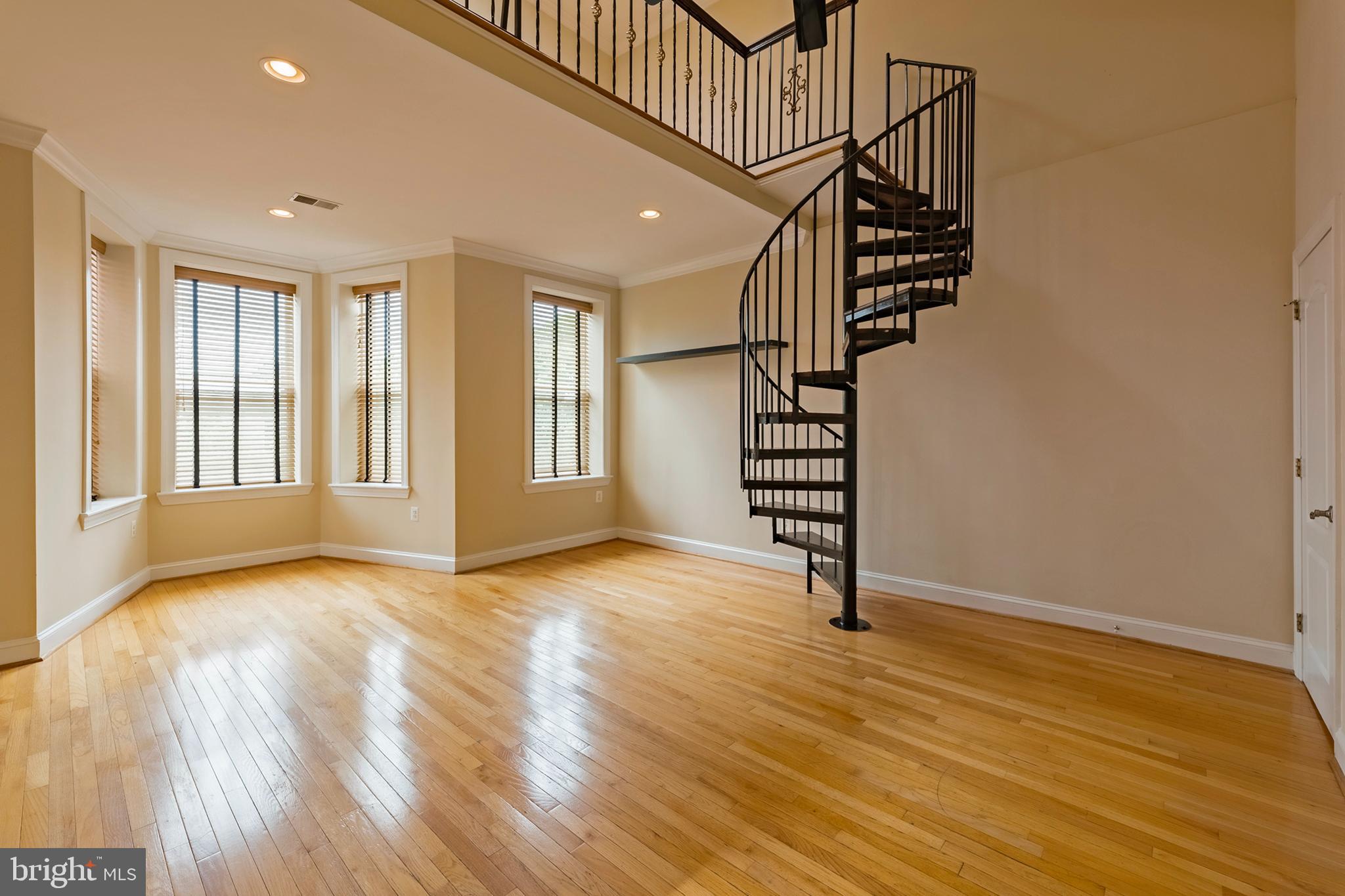 45 R Street Northwest, Unit 2 Washington, DC 20001 - Photo 17 of 28