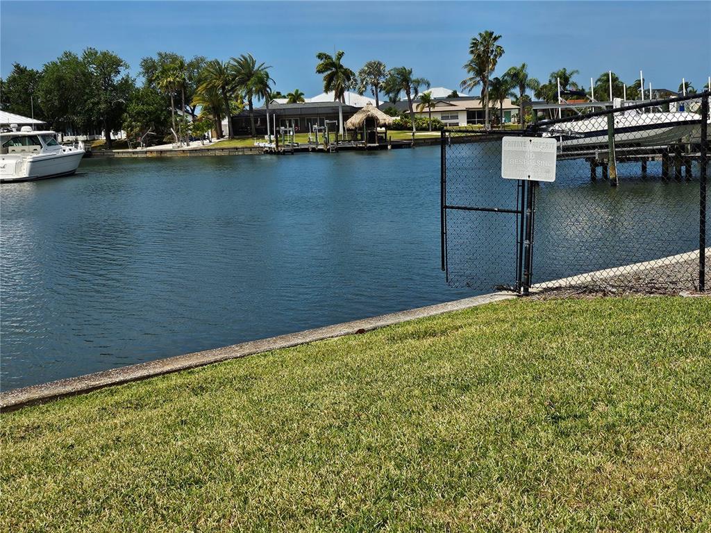 1028 Apollo Beach Boulevard, Unit 19 Apollo Beach, FL 33572 - Photo 21 of 24