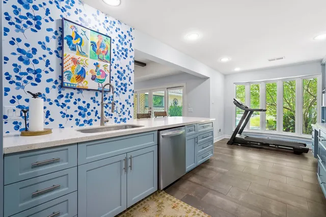 $385,000 | 5907 Beaudry Drive, Houston, TX 77035