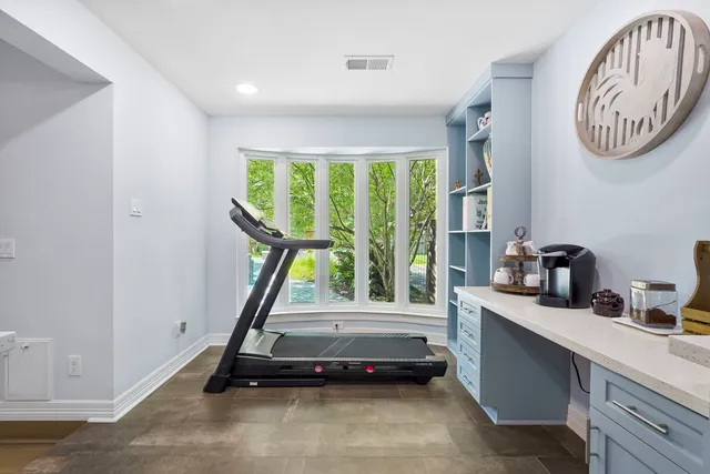 $385,000 | 5907 Beaudry Drive, Houston, TX 77035