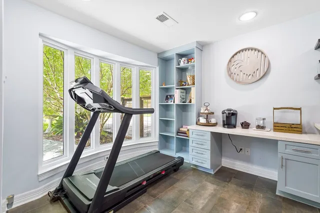 $385,000 | 5907 Beaudry Drive, Houston, TX 77035