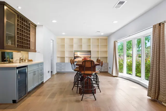 $385,000 | 5907 Beaudry Drive, Houston, TX 77035