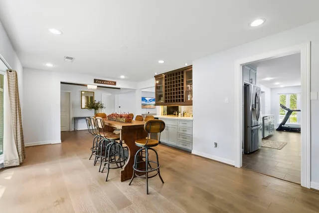 $385,000 | 5907 Beaudry Drive, Houston, TX 77035