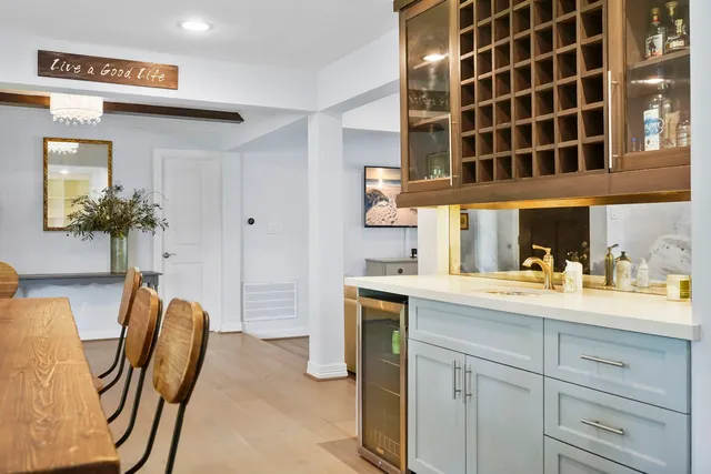 $385,000 | 5907 Beaudry Drive, Houston, TX 77035