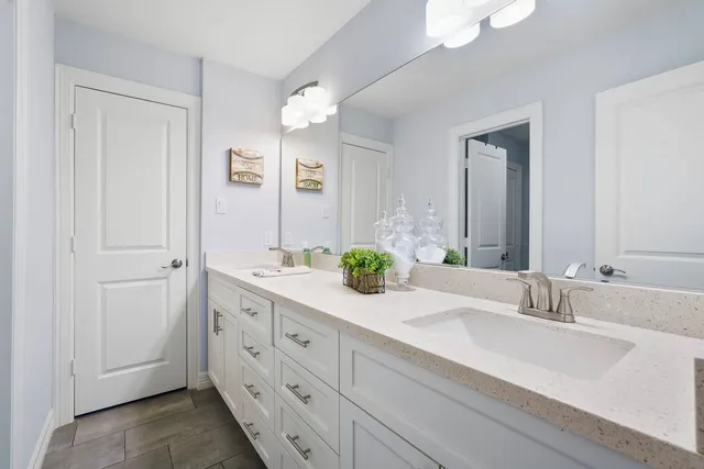 $385,000 | 5907 Beaudry Drive, Houston, TX 77035