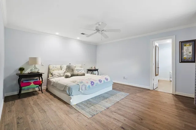 $385,000 | 5907 Beaudry Drive, Houston, TX 77035