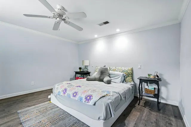 $385,000 | 5907 Beaudry Drive, Houston, TX 77035