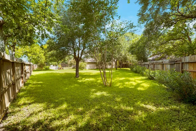 $385,000 | 5907 Beaudry Drive, Houston, TX 77035