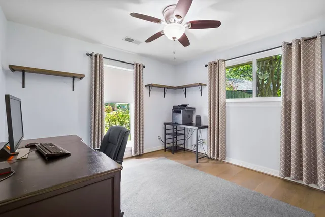 $385,000 | 5907 Beaudry Drive, Houston, TX 77035