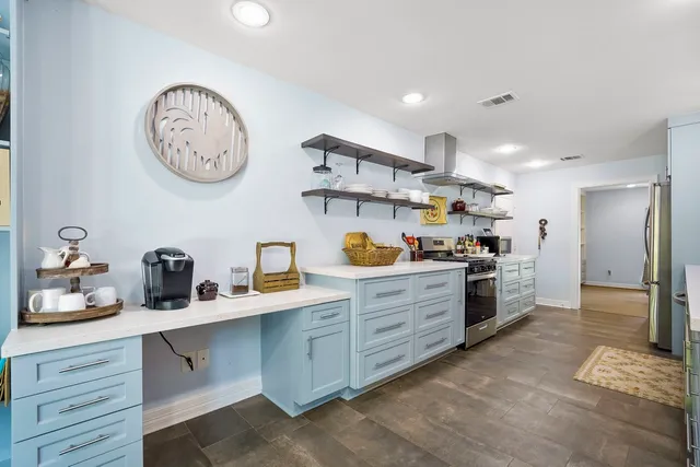 $385,000 | 5907 Beaudry Drive, Houston, TX 77035