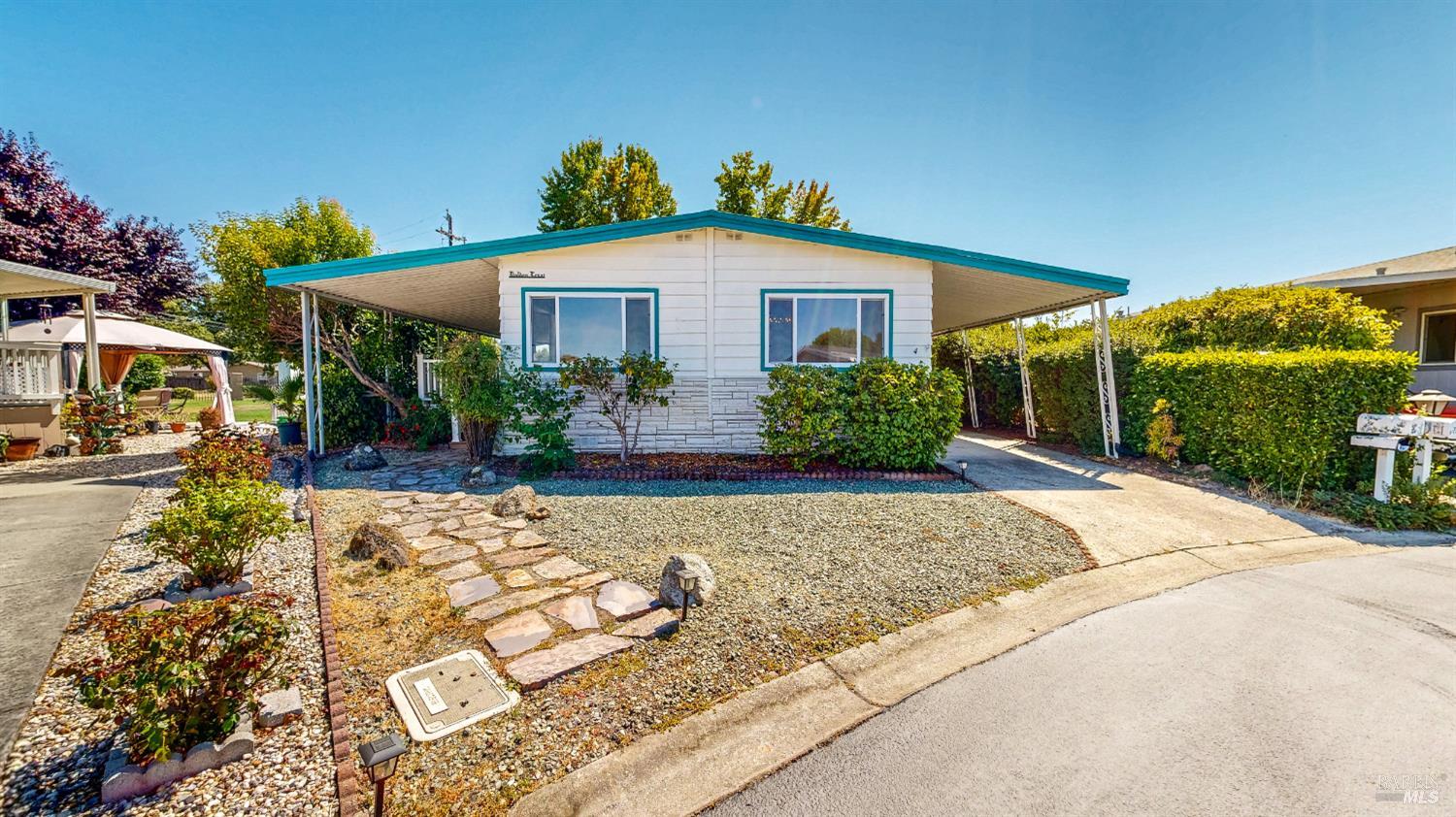 4 Estrella Drive Santa Rosa, CA 95403 - Photo 6 of 63