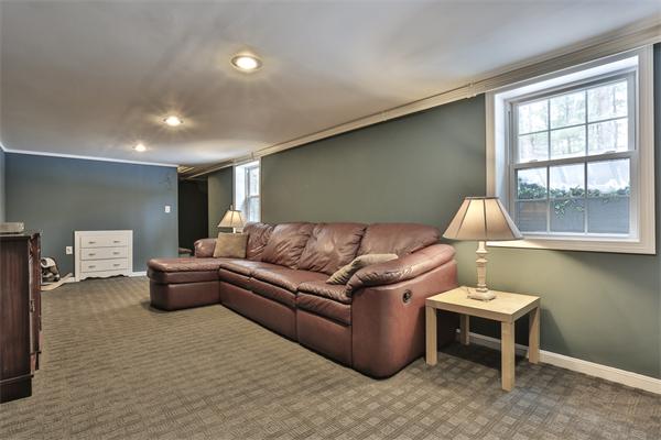 7 Mill Dam Road Bedford, MA 01730 - Photo 18 of 23 Gallery Image 18