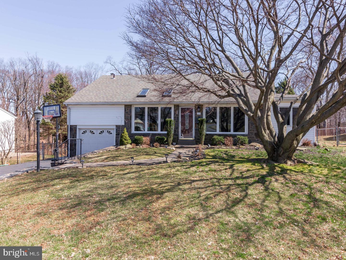 35 Cambridge Road Broomall, PA 19008 - Photo 1 of 37 Exterior Front