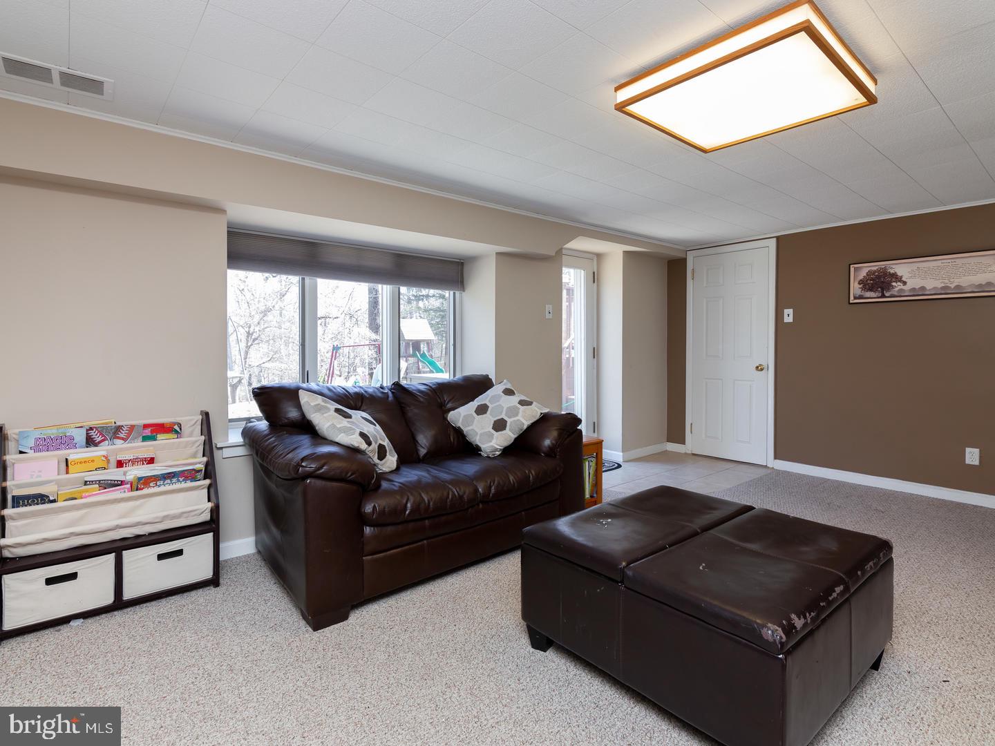 35 Cambridge Road Broomall, PA 19008 - Photo 31 of 37 Family Room - Exit to LL Patio