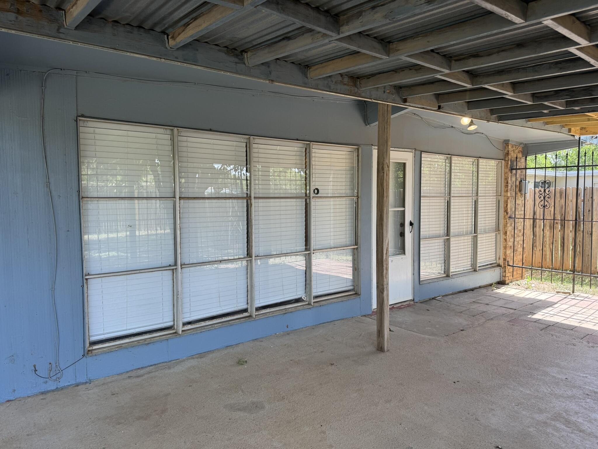 2732 66th Street Lubbock, TX 79413 - Photo 20 of 22 IMG_0397