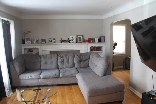 $179,999 | 13427 Pembroke Avenue, Detroit, MI 48235