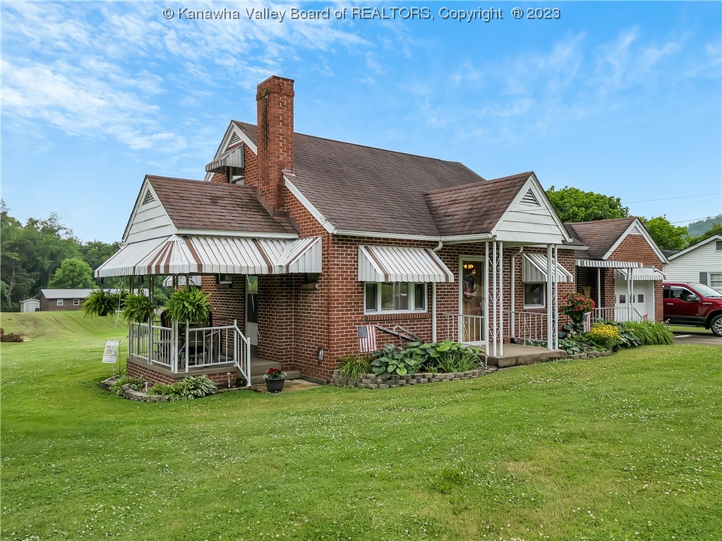 11795 Charleston Road Red House, WV 25168 - Photo 4 of 36 Gallery Image 4