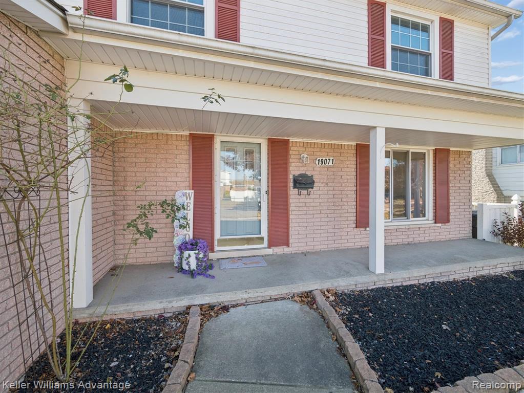 19071 Coachwood Road Riverview, MI 48193 - Photo 3 of 43 Gallery Image 3