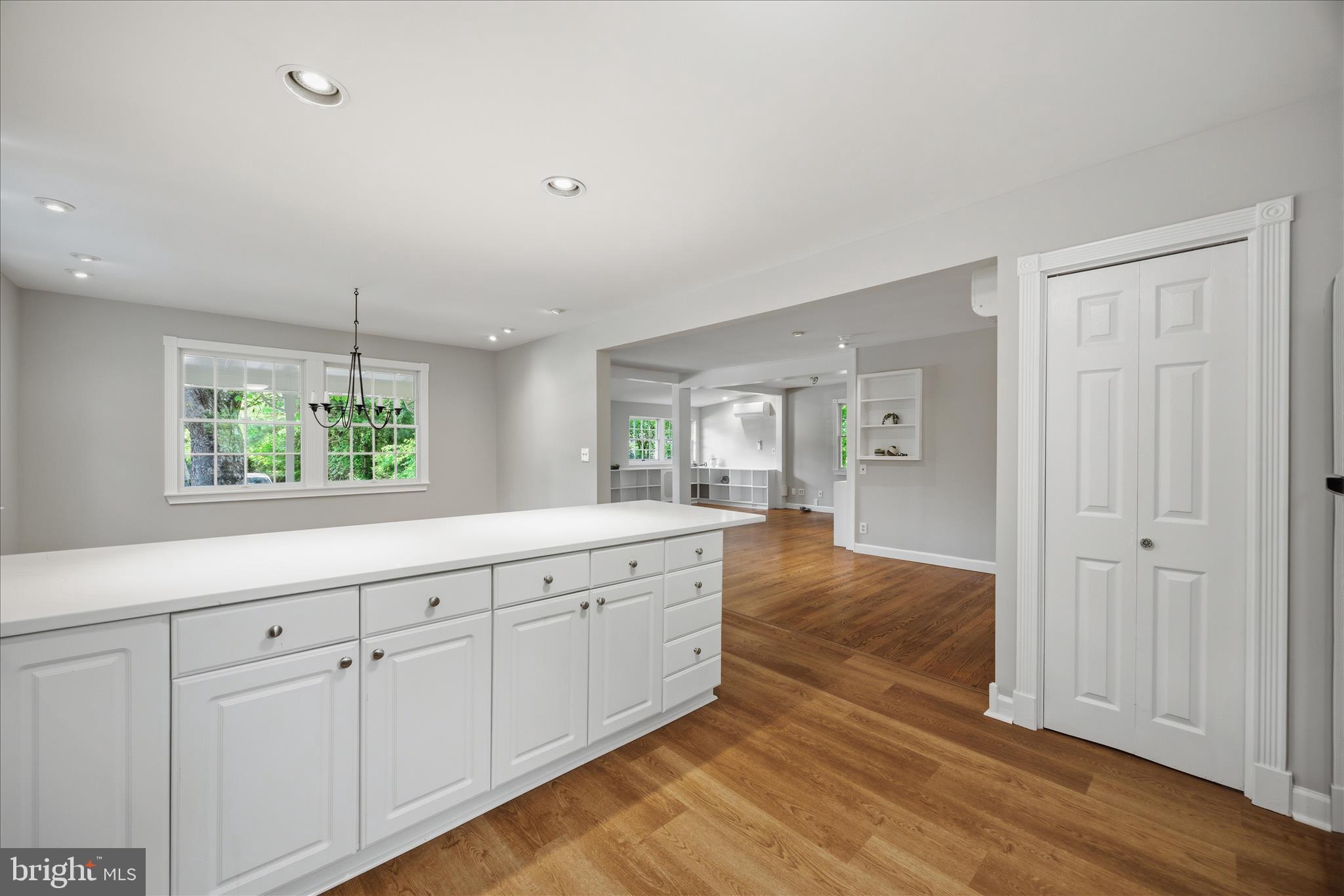 565 Sunset Knoll Road Pasadena, MD 21122 - Photo 18 of 48