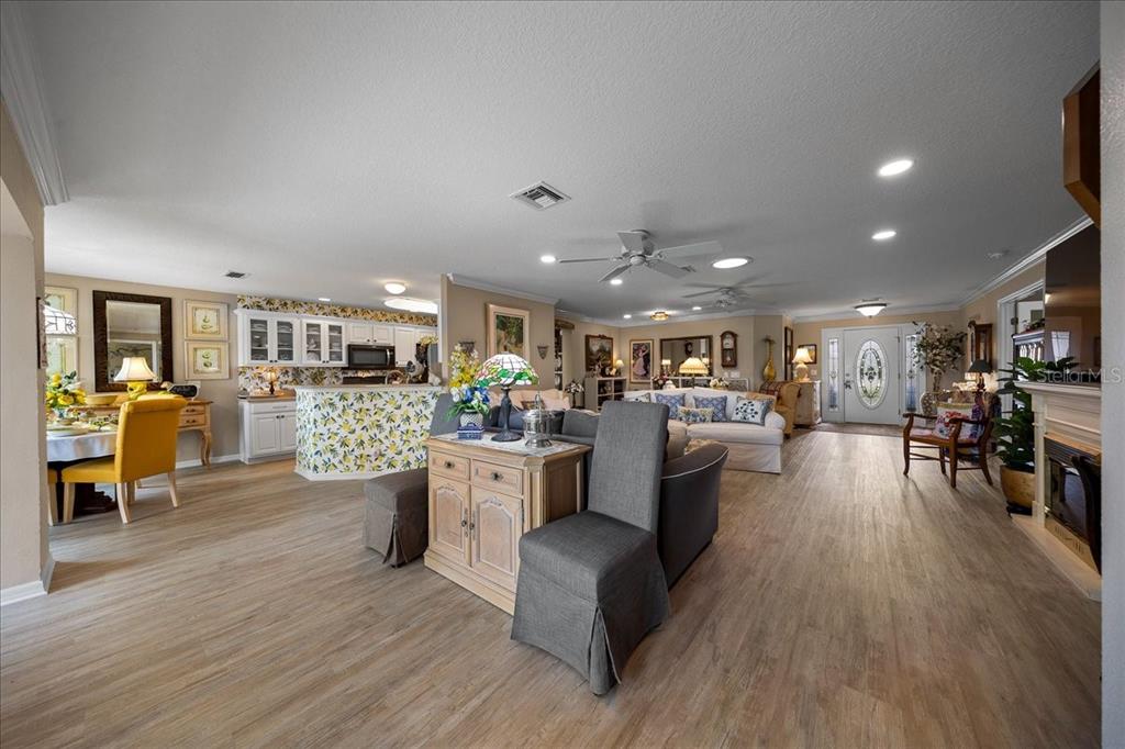 8998 Southwest 99th Ct Road Ocala, FL 34481 - Photo 18 of 45