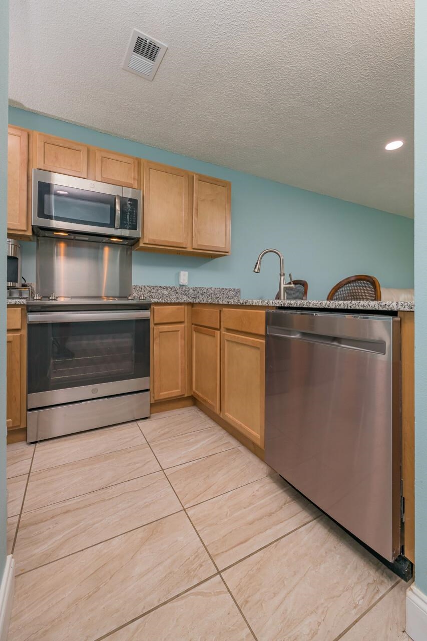650 West Pope Road, Unit 240 St. Augustine, FL 32080 - Photo 12 of 35 Gallery Image 12