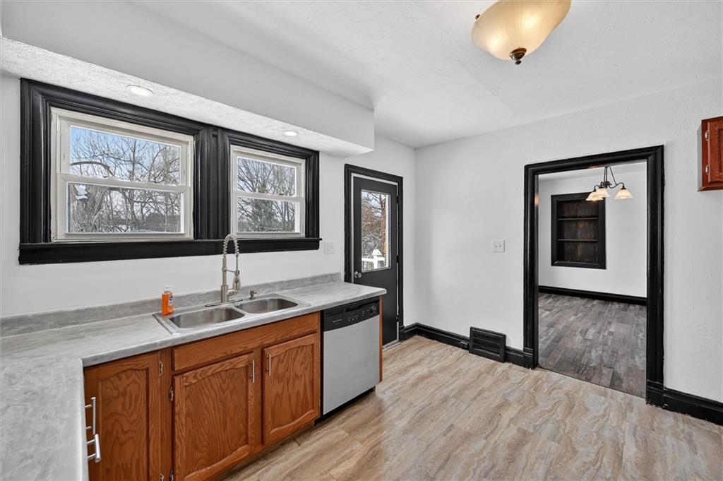 793 Evergreen Road Leechburg, PA 15656 - Photo 15 of 33