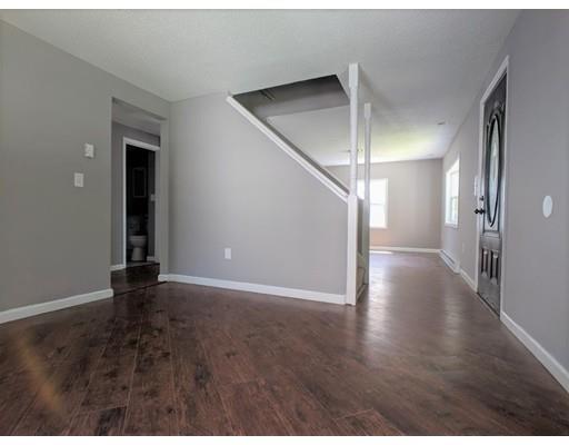 77 Haskin Street Springfield, MA 01109 - Photo 7 of 18
