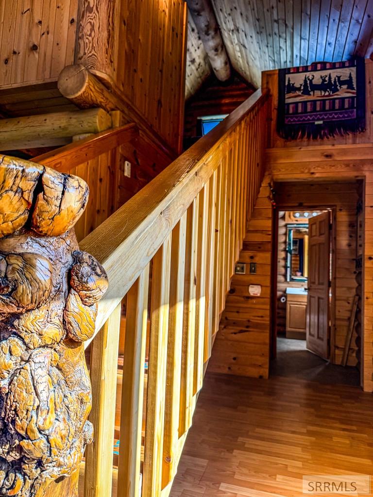 38 Rattlesnake Road Irwin, ID 83428 - Photo 11 of 27 Stairs and hallway