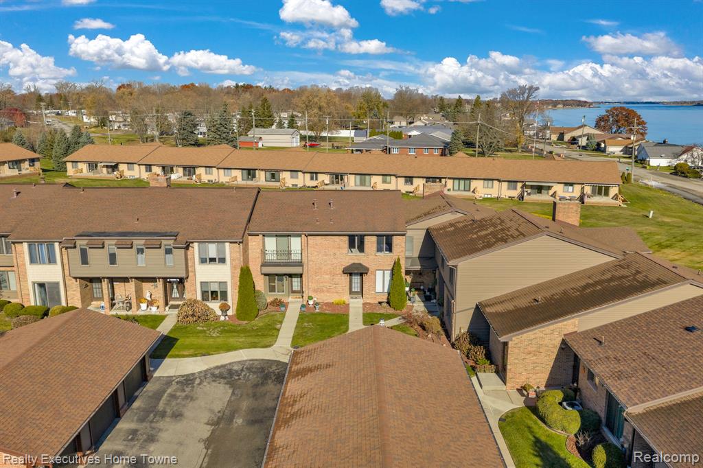 2500 River Road, Unit 55 Marysville, MI 48040 - Photo 4 of 54