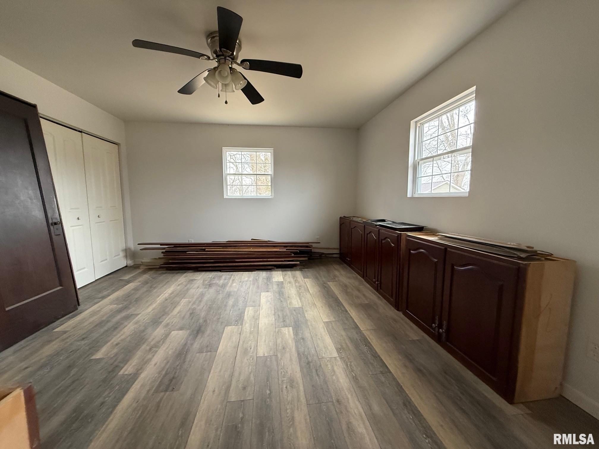 305 West Market Street Table Grove, IL 61482 - Photo 4 of 11