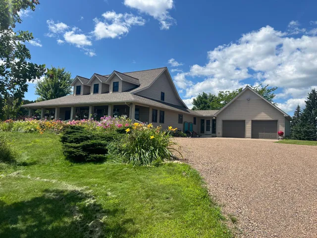 $674,500 | 23685 County Rd H, Shell Lake, WI 54871