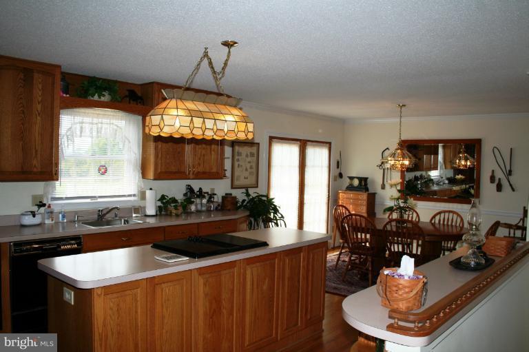 8916 Dollyhyde Road Union Bridge, MD 21791 - Photo 23 of 24 Kitchen
