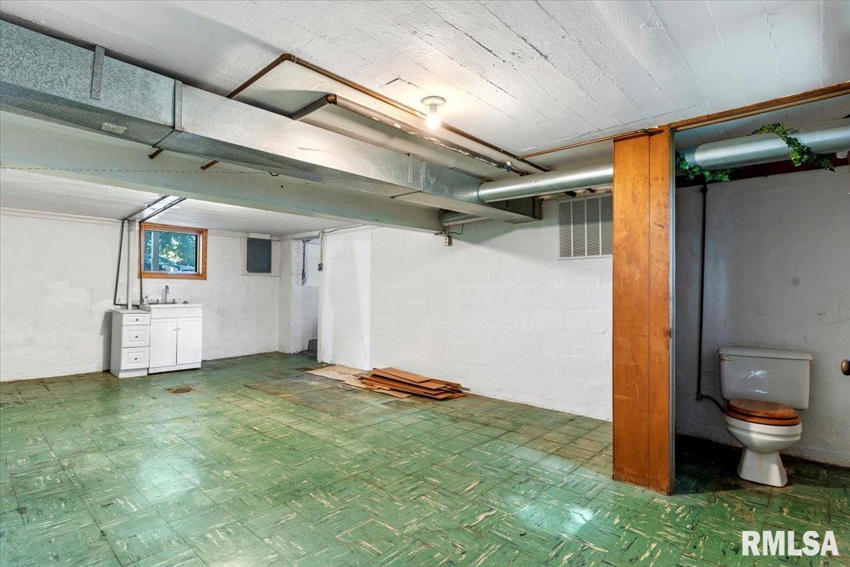 220 Mayden Avenue Springfield, IL 62707 - Photo 31 of 45