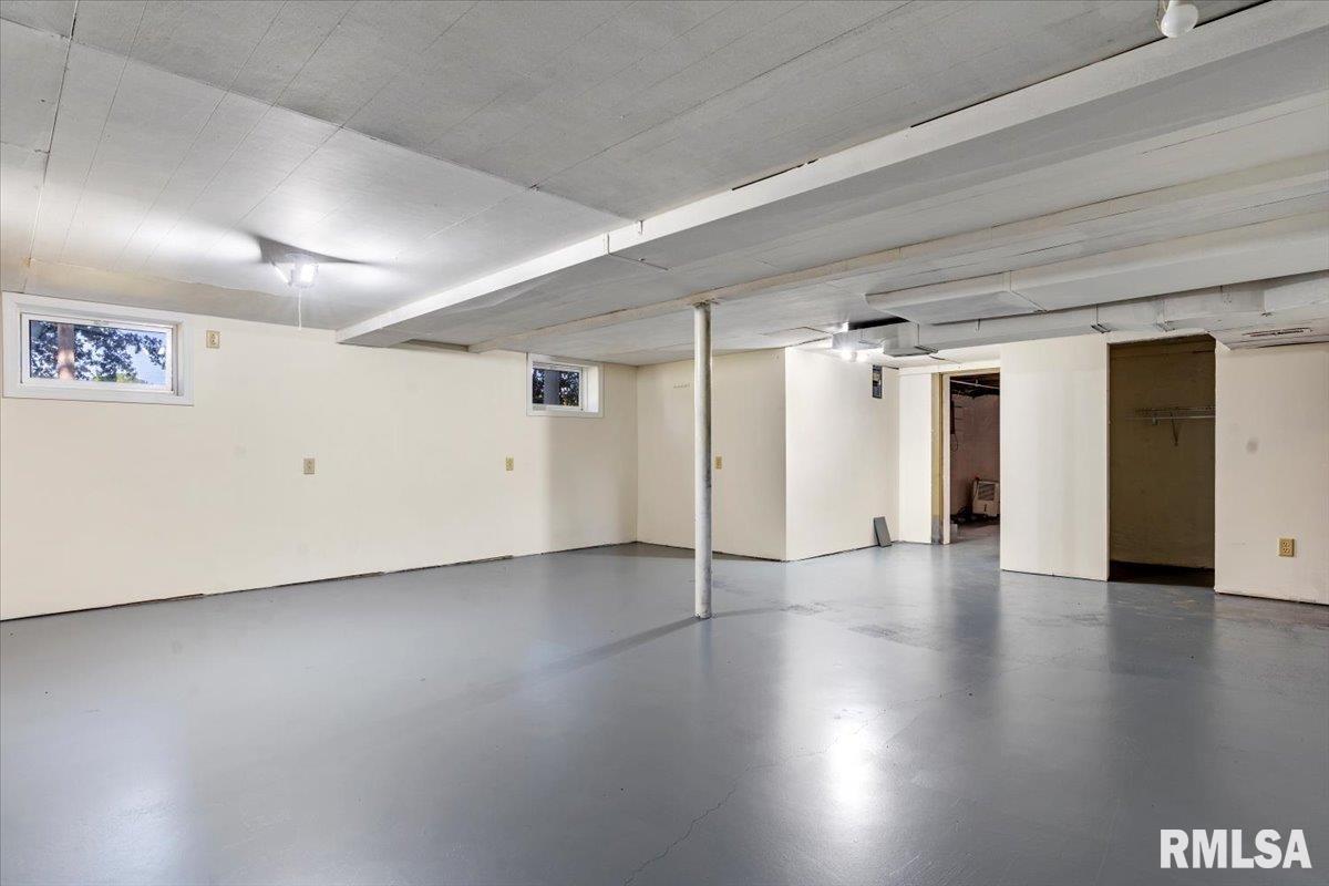 220 Mayden Avenue Springfield, IL 62707 - Photo 36 of 45