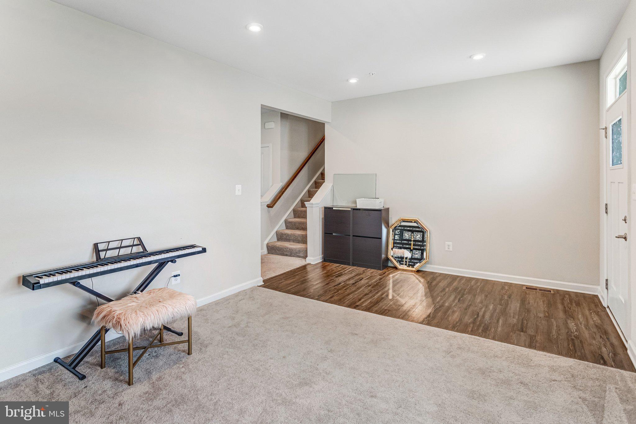 11241 Wheeler Ridge Drive Manassas, VA 20109 - Photo 11 of 44