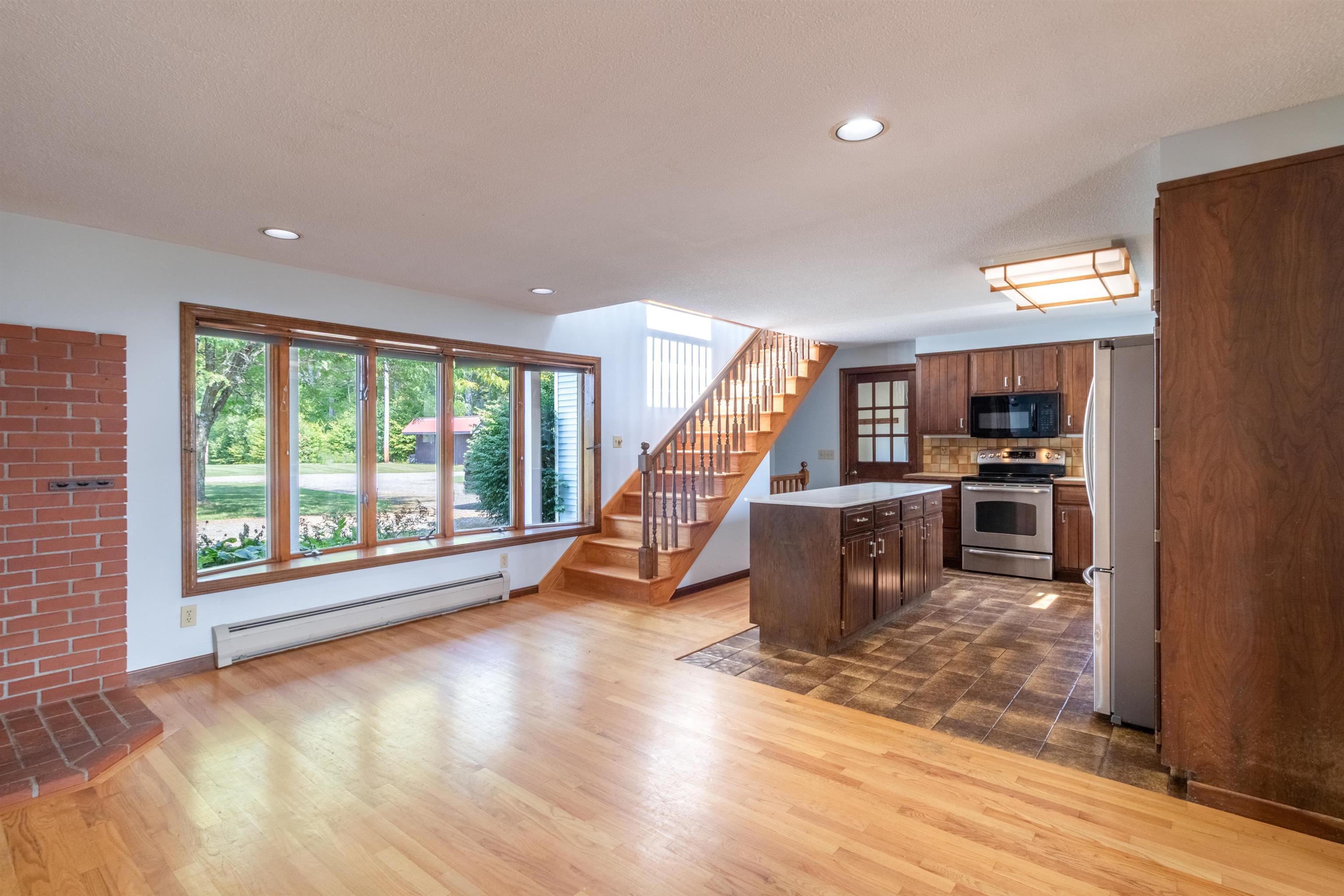 586 Old Coach Road Lyndon, VT 05851 - Photo 15 of 60