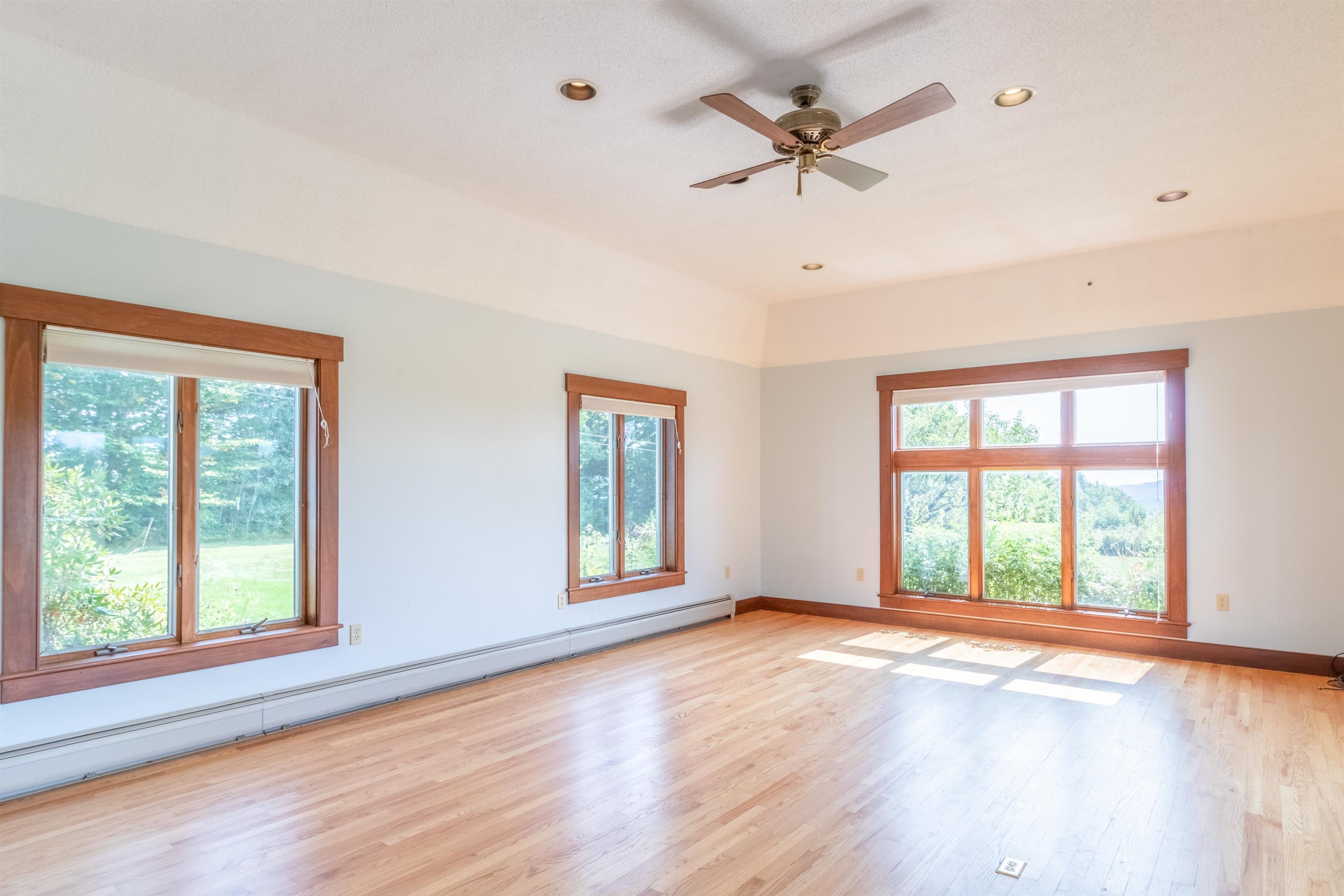 586 Old Coach Road Lyndon, VT 05851 - Photo 20 of 60