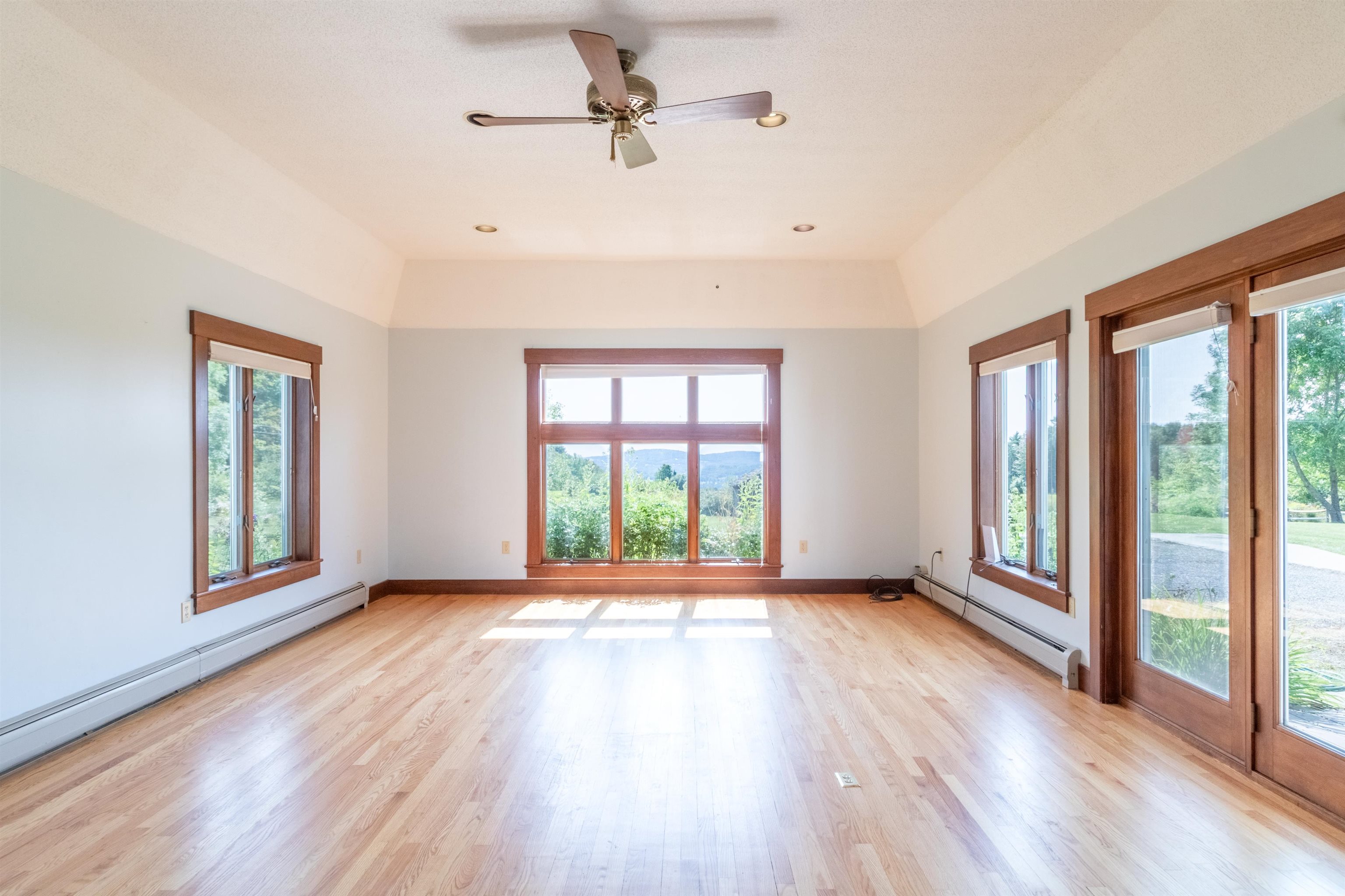 586 Old Coach Road Lyndon, VT 05851 - Photo 21 of 60