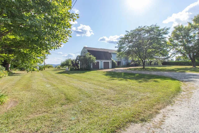 $1,400,000 | 586 Old Coach Road, Lyndon, VT 05851