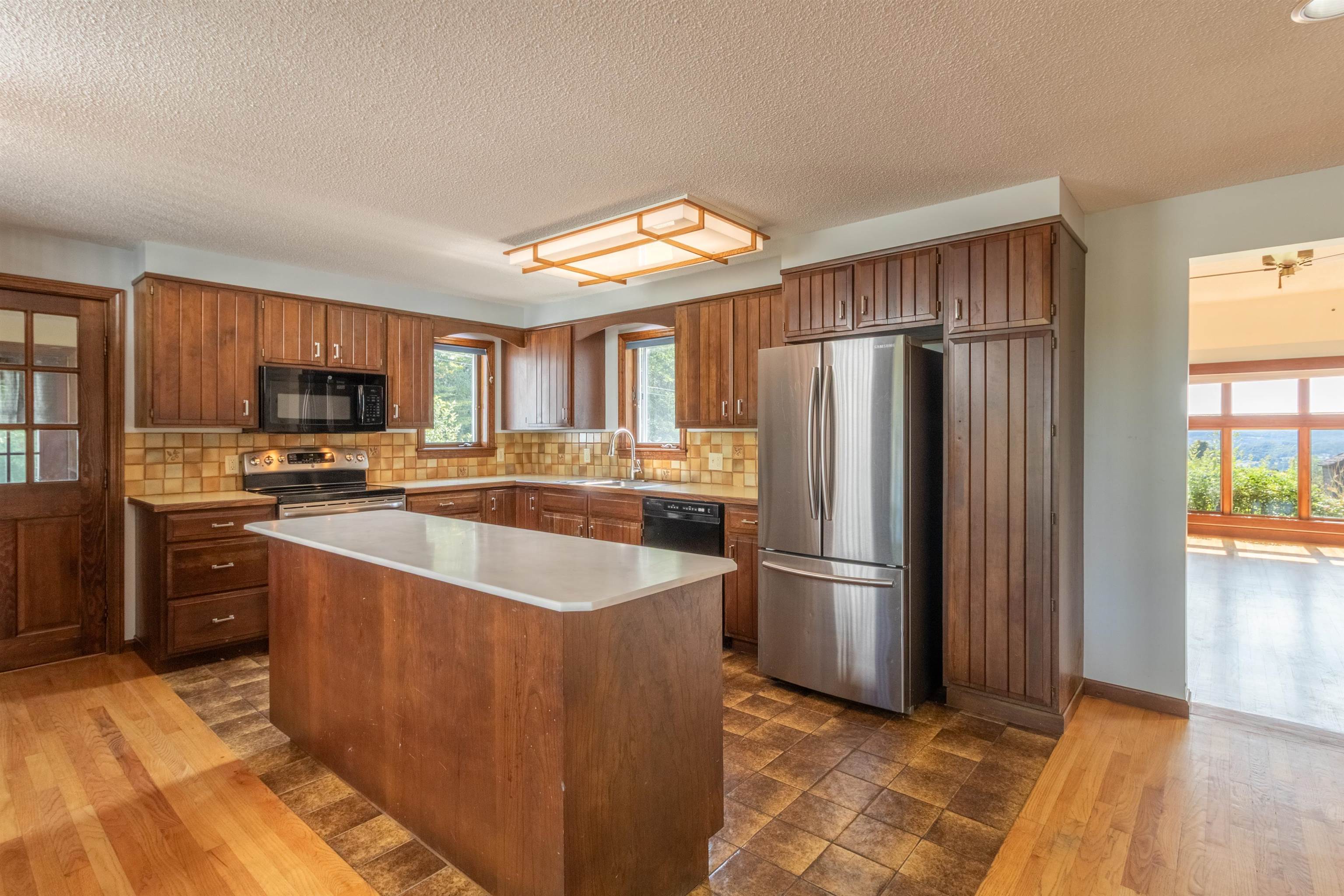 586 Old Coach Road Lyndon, VT 05851 - Photo 8 of 60