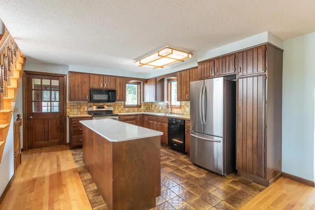 $1,400,000 | 586 Old Coach Road, Lyndon, VT 05851