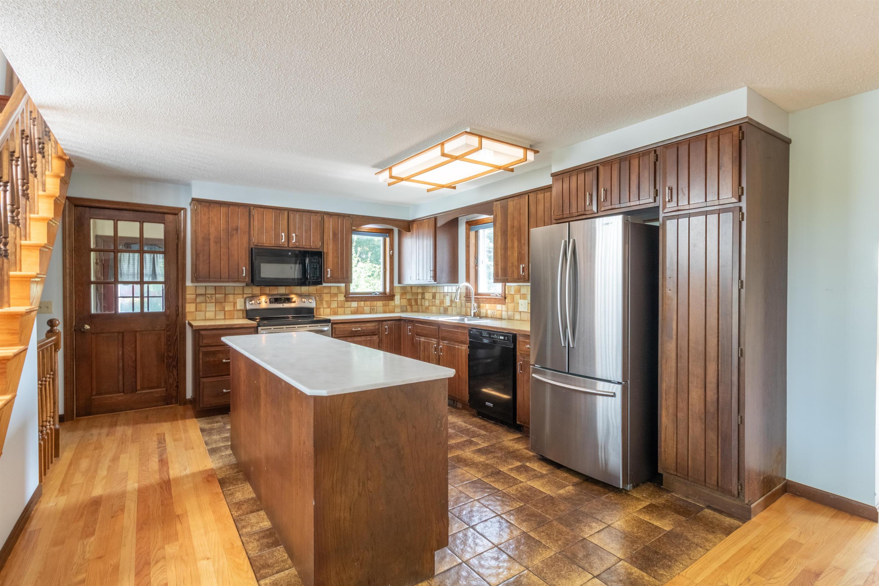 586 Old Coach Road Lyndon, VT 05851 - Photo 9 of 60