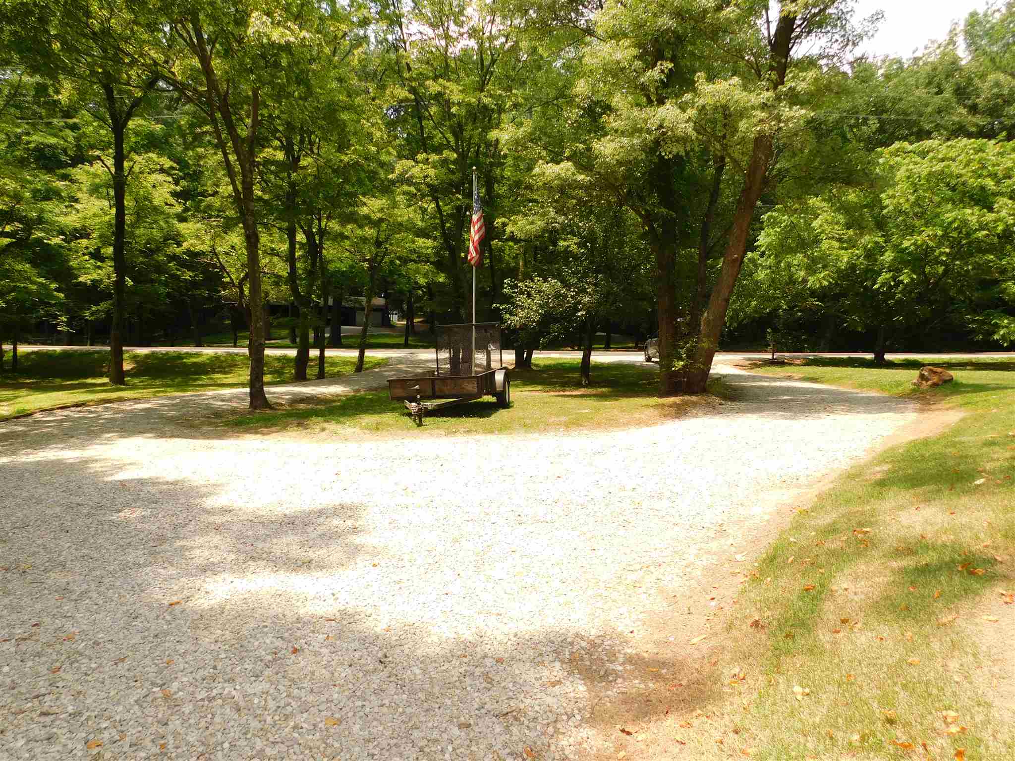 2588 South Yankeetown Road Boonville, IN 47601 - Photo 3 of 36 Gallery Image 3
